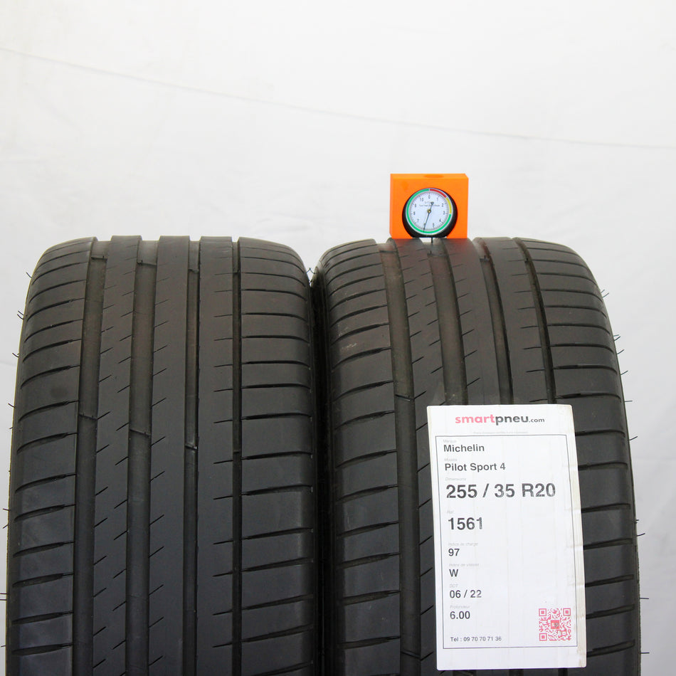 Pilot Sport 4 - Image